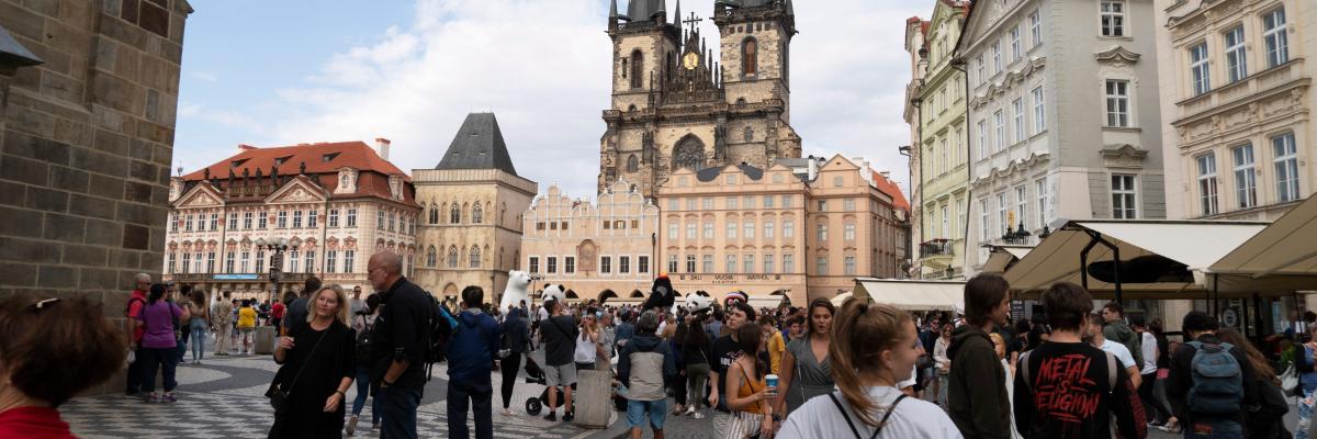 Serwis Tschechische Republik - Universitäten, Bachelor, Master, Promotion, Rankings, v.DE, study